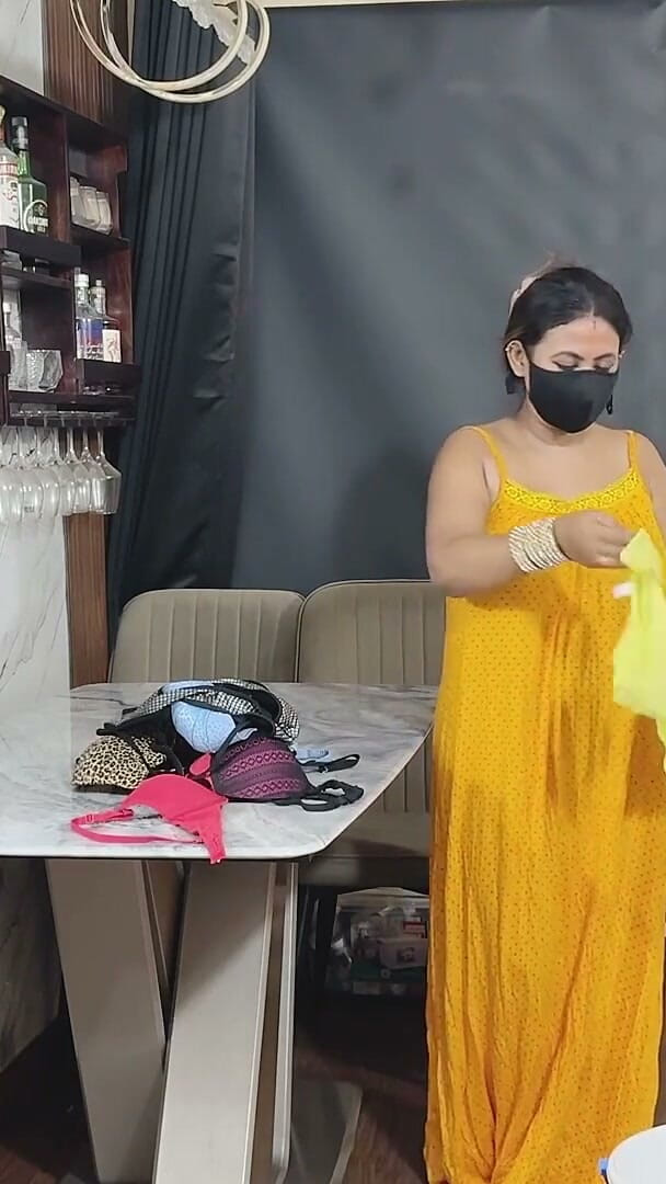 IndianMyra07: Step Stepson Saw Stepmom Seducing Bra Seller