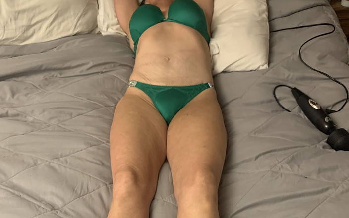 Wetwife2024: Legato e stuzzicato 2