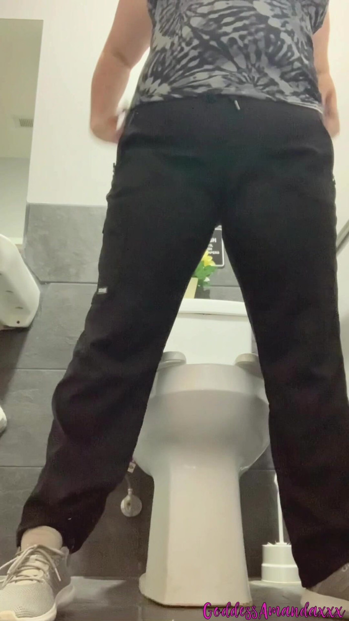 Goddess Amanda: 내 여신 보지 오줌, 후장과 발을 숭배해