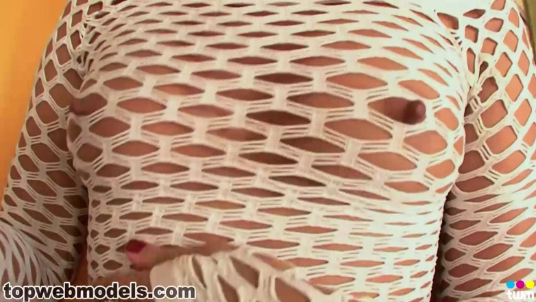Top Web Models: Sexy latina tiener Alexa Jaymes geneukt en pov pijpbeurt