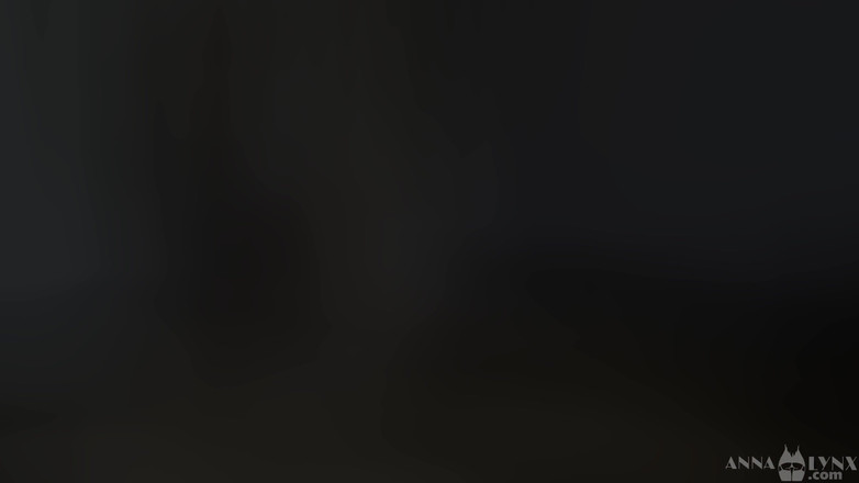 Anna Lynx: Roztomilá dívka mě svázala, udělala mě hrát s hračkou