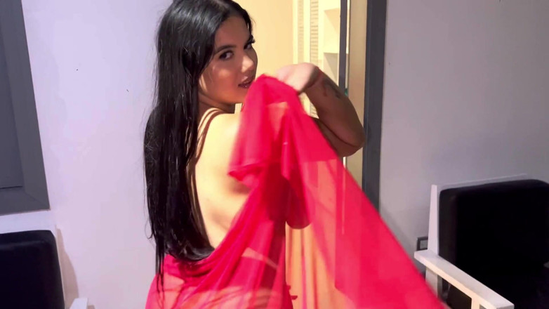 Savannah Watson: POV - Amateur Couple Films Herself Having Sex with a Fan...