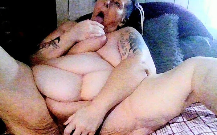 HerculesnVENUS: Horny From Watching Porn so Turned on Shell Cum From...