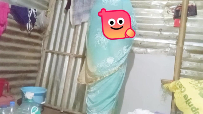 Bengaliauntykichut: Hoje eu fodi a esposa do vizinho com muito força...