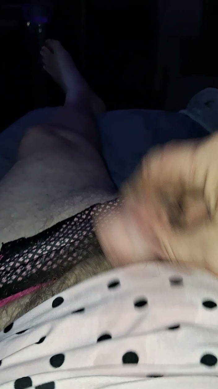 Pantygee: ฉี่และน้ําแตก!! Panty Pee