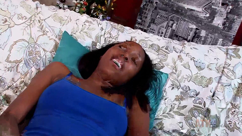 ATK Fans (Exotics): Brie Dawn Loves When You Watch Her Toy Her Wet...
