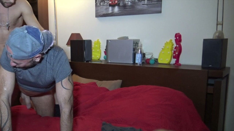 The best new bareback amateur clips: Mijn sextape met de pornoster Kevin David