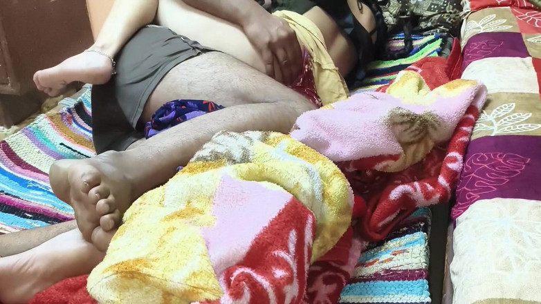 Janvibhabhii: देसी मसाला जोरदार क्लोजअप चुदाई अश्लील वीडियो