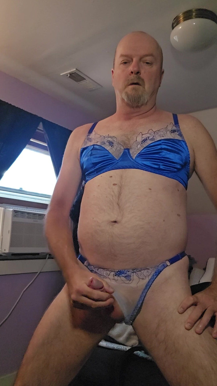 Fantasies in Lingerie: Yepyeni mavi saten sutyen ve külot seti