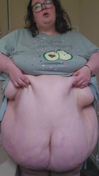 Goddess Bathroom Belly Play
