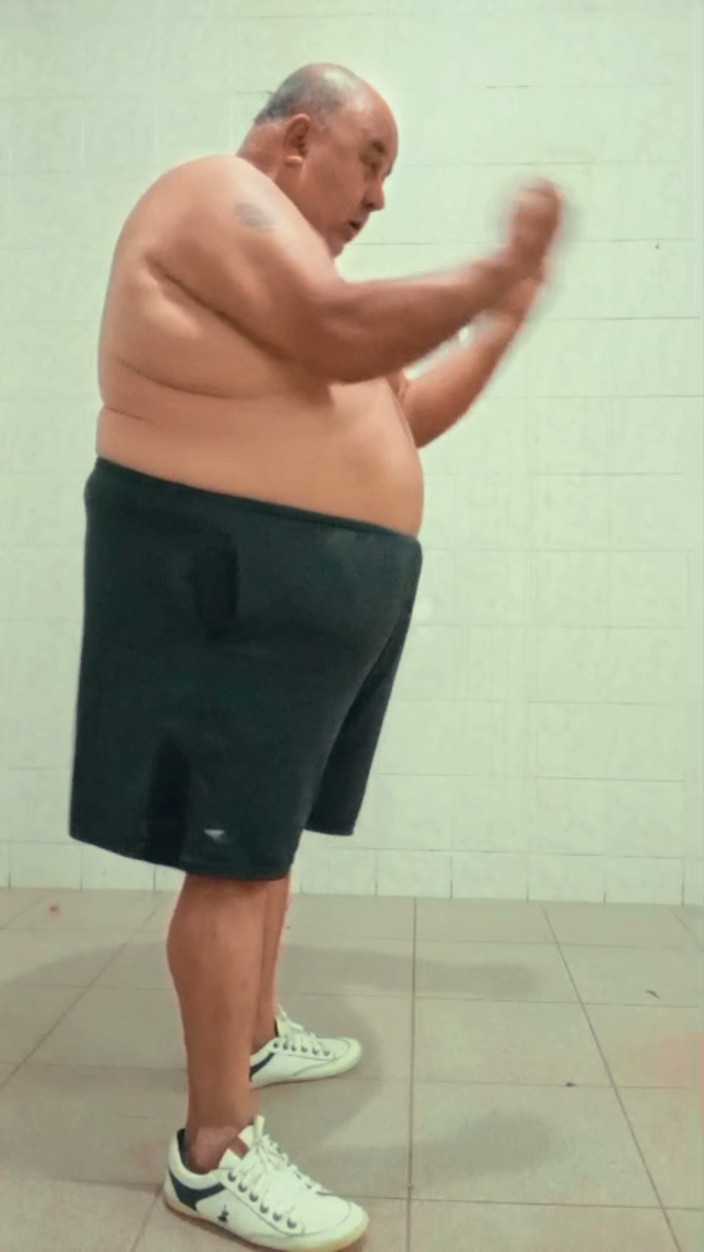 Punchbagplz: You Are Standing Right in Front of Bubba Wrestle!