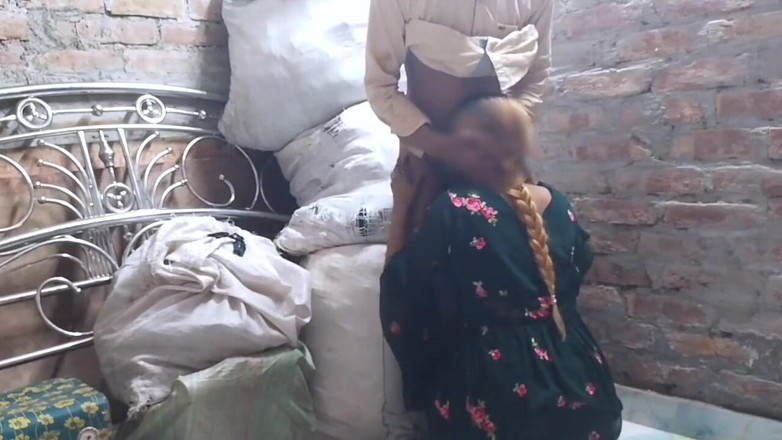 Fantacycutting: Indiana namorada quer pau ainda mais longo e muitas garotas