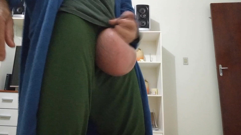 Lion big balls: Minge frumoasă