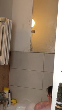 Skinny Boy Jerks off in the Shower