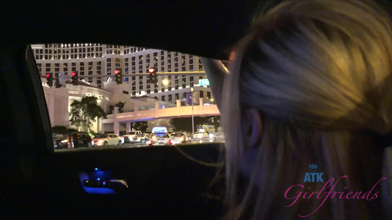 ATK Fans (Girlfriends): Vacances virtuelles avec Taylor Whyte, partie 1