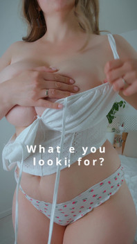 MILF Puts a White Blouse on Her Large Breasts