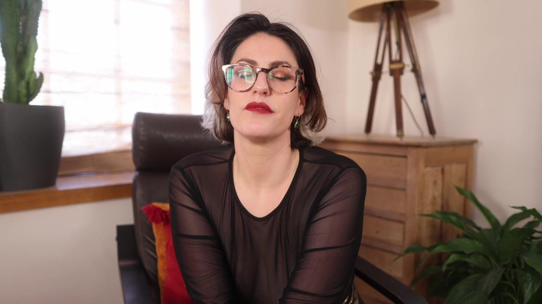 Countess diamond: Cewek alim dengan findom penaltie