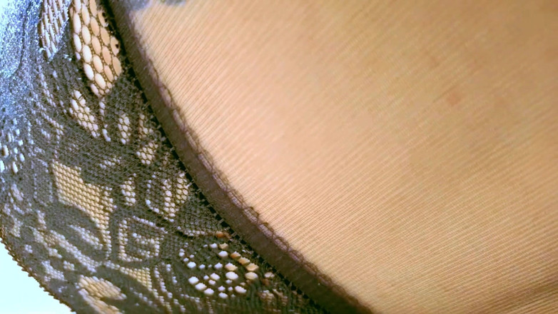 Iwazsoaking: Pretty MILF Pussy, Kinky Panties