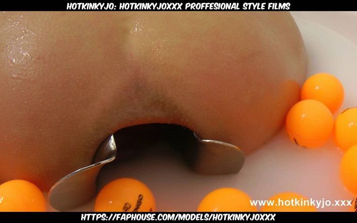 Hotkinkyjo: Hotkinkyjoxxx proffesional style films: Bain amusant de ping-pong et film anal au spéculum Xo...