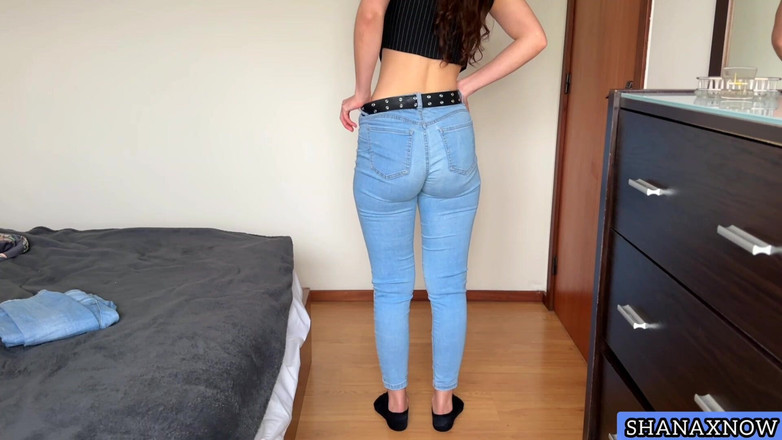 Shanaxnow: Фетиш синих тугих джинсов с большой задницей, проблемы с белой попкой, стринги