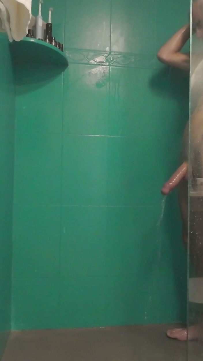 SkinnyWithAHugeDick: I Let My Step Daughter Wash My 9 Inch Dick When...