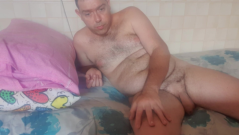 Mirko2589: All Naked in My Bed