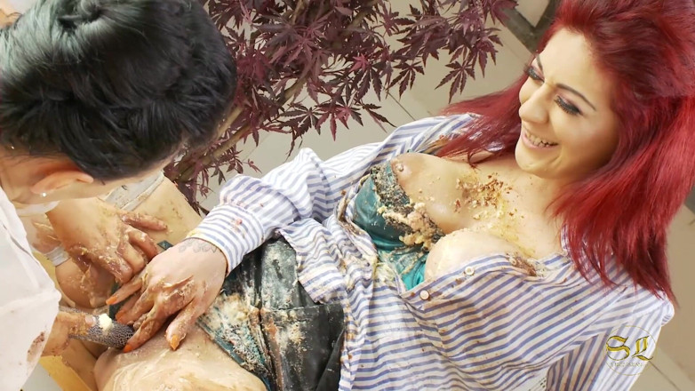 Sinful lesbian: Fucking a Birthday cake