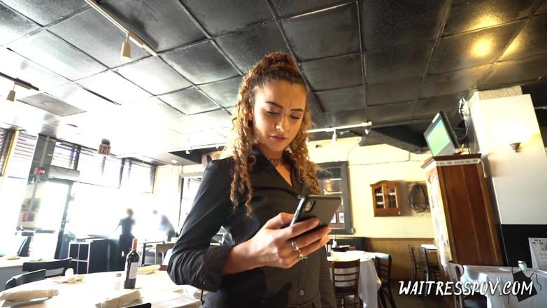 Waitress POV: Waitress POV - Venus Valkyrie