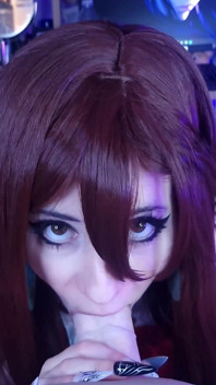 Momo Ayase vrea să se asigure că pula lui Takakura încă lucrează, îl face să ejaculeze de două ori