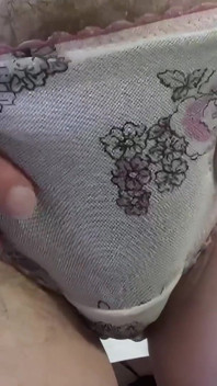 Vlasy všude! Bláznivá chlupatá kočka Chlupatá dívka Sol Claire