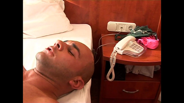 FM Video VOD: Вероника Белли в фильме «Опекуна» (полная HD-версия фильма)