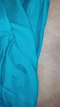 Je mets mes vêtements et j’ai