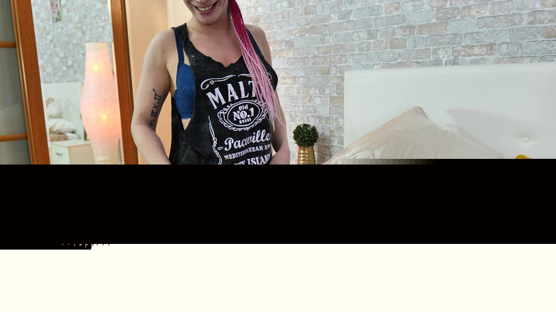 Oopsmodels: 在另一张迷人的照片拍摄后与美女萨塔琼斯发生性关系