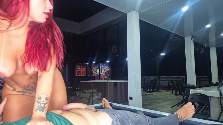 AlejandraPalacios: V baru v Bucaramangě se vdala velká zadnice a nemilosrdně šukala...