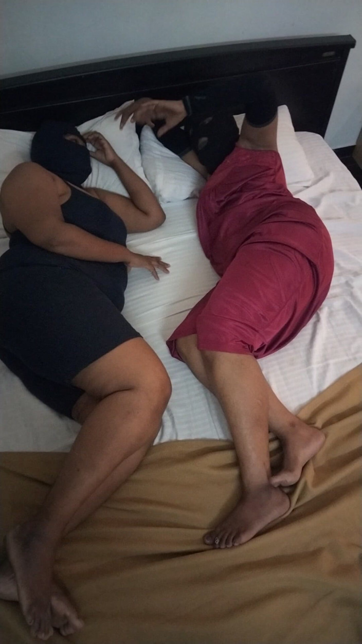 Tamil lesbian: Lesbenschießen - Vorbereitung