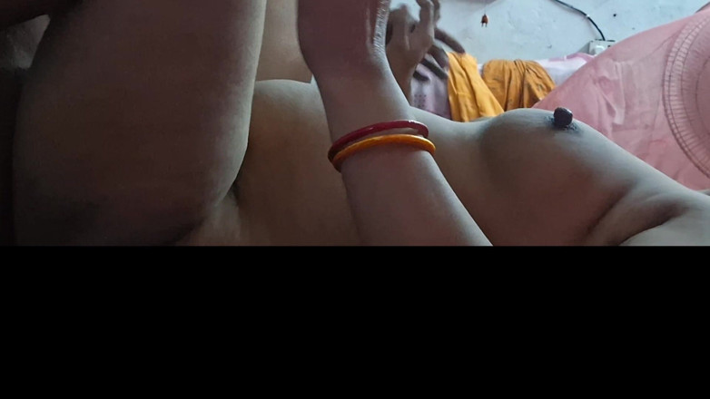 Busty Banuu: Busty Banuu Bhabhi's Pussy Fucked by Putting Dick in Her...