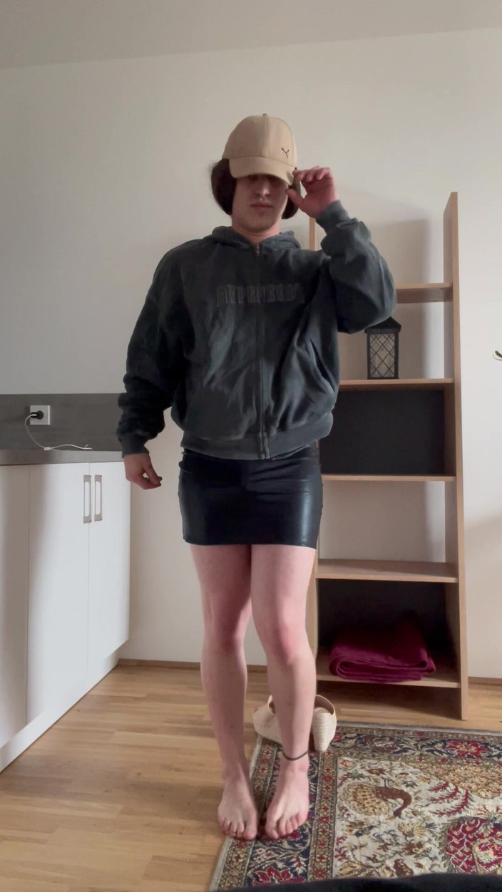 femboysoft: 펨보이 크로스드레서 누드 스트립티즈