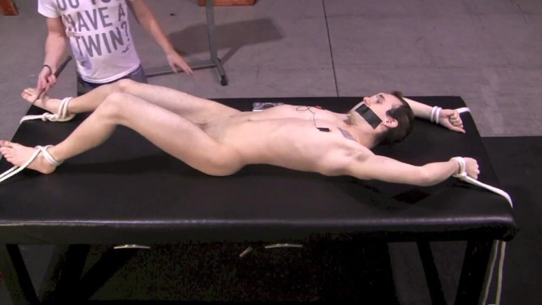 Dream Boy Bondage: Submisivní otrok - kapitola 3