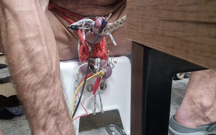 Marastorture: Penis Bondage and Electro