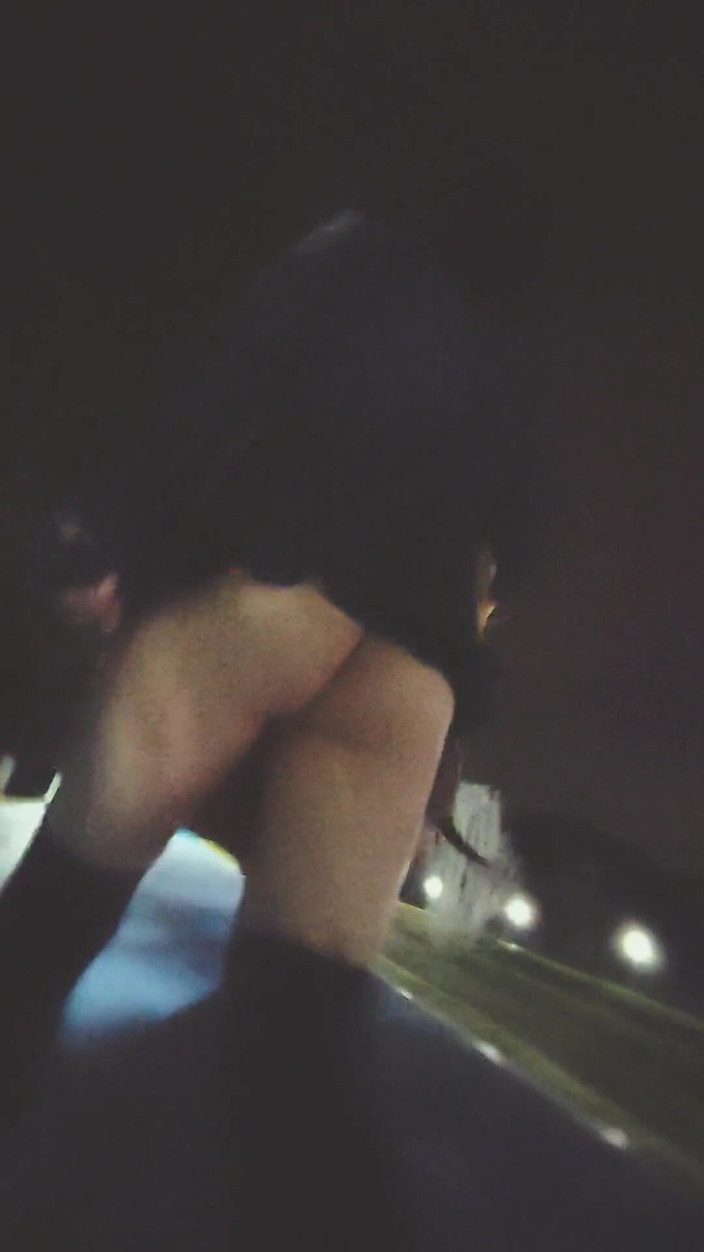 cd_vv: Mempamerkan pantat slutty saya di jalan raya Bahagian 14