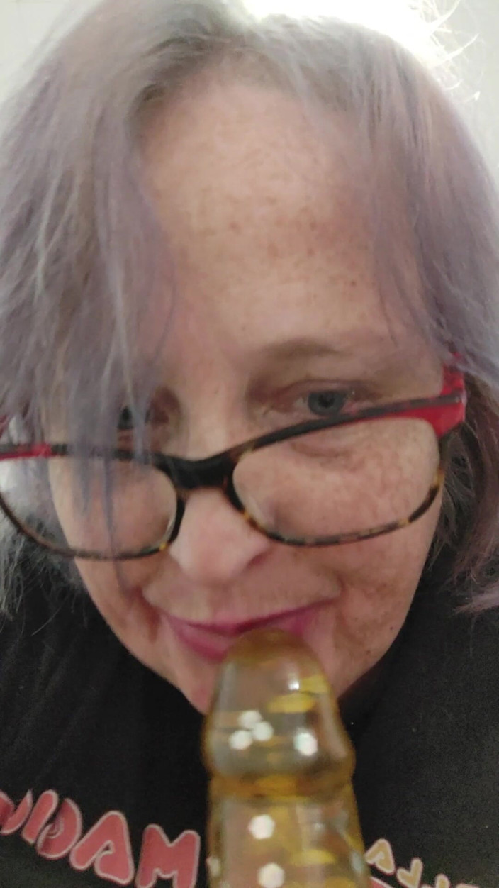 Ang the dirty Canadian: BJ POV