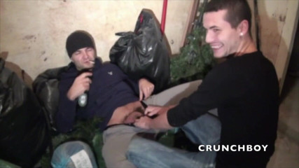Crunch Boy: Brian follada por la polla árabe xxl
