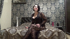 Goddess Misha Goldy: Dominazione femminile Joi versione 2 senza autorizzazione a venire! Con ditalino...