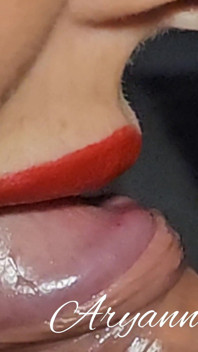 Une oral qui remplit ta bouche de sperme spécialement pour vous