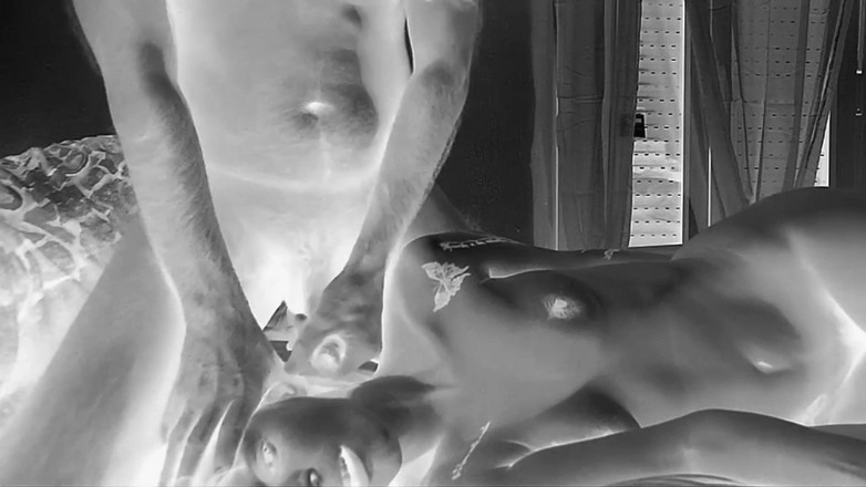 Akasha7: दब्बू लड़की कराह रही है, मैं वासना को देती हूं और W की तरह कराहती हूं