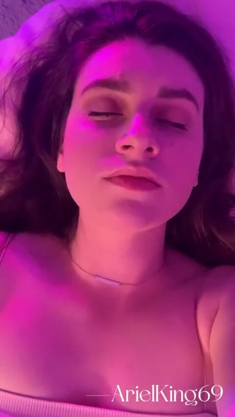 Ariel King: POV cumming for you