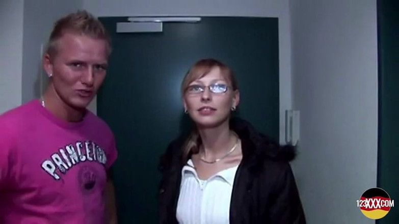 123XXX - 100% Amateurs: She Loves It When You Cum in Her Mouth