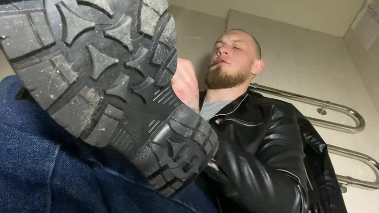 Hunky time: 가죽 보스 연기