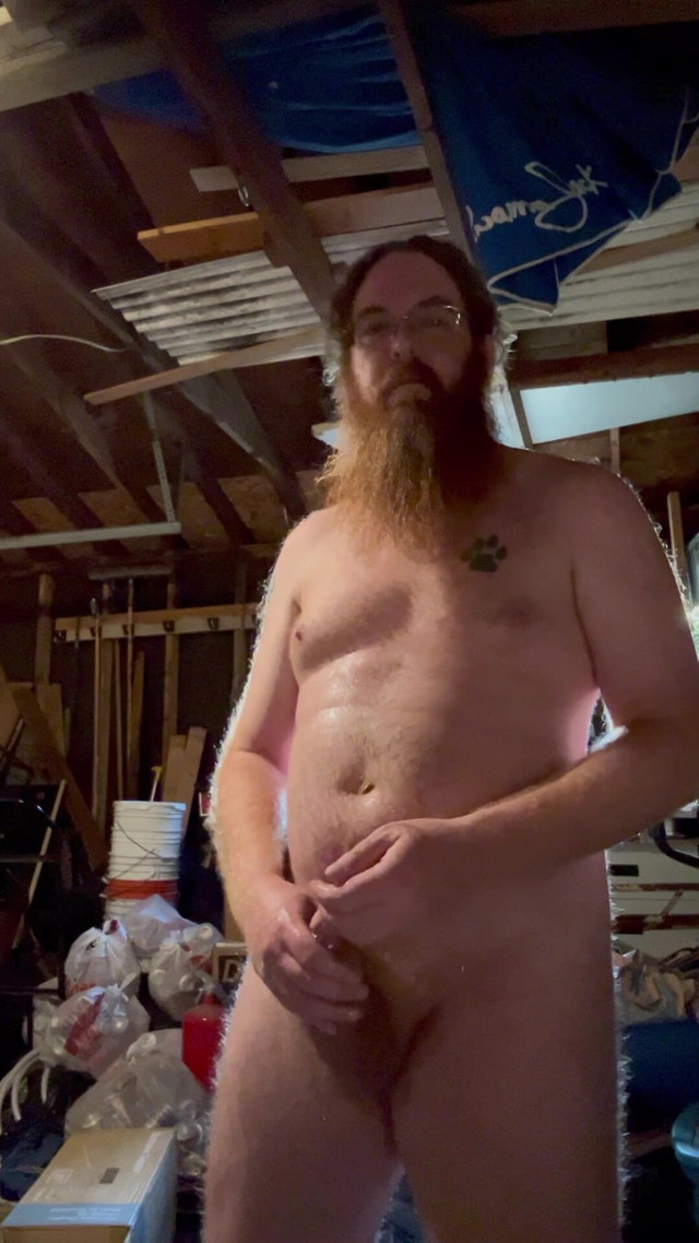 Self Piss Shower (Big Baz)