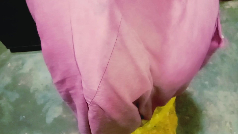 Meenashki Devi: Desi dorf bhabhi porno-video